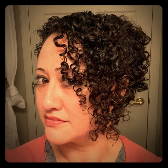 Meet your Posher, Elizabeth - Picture 1 of 1